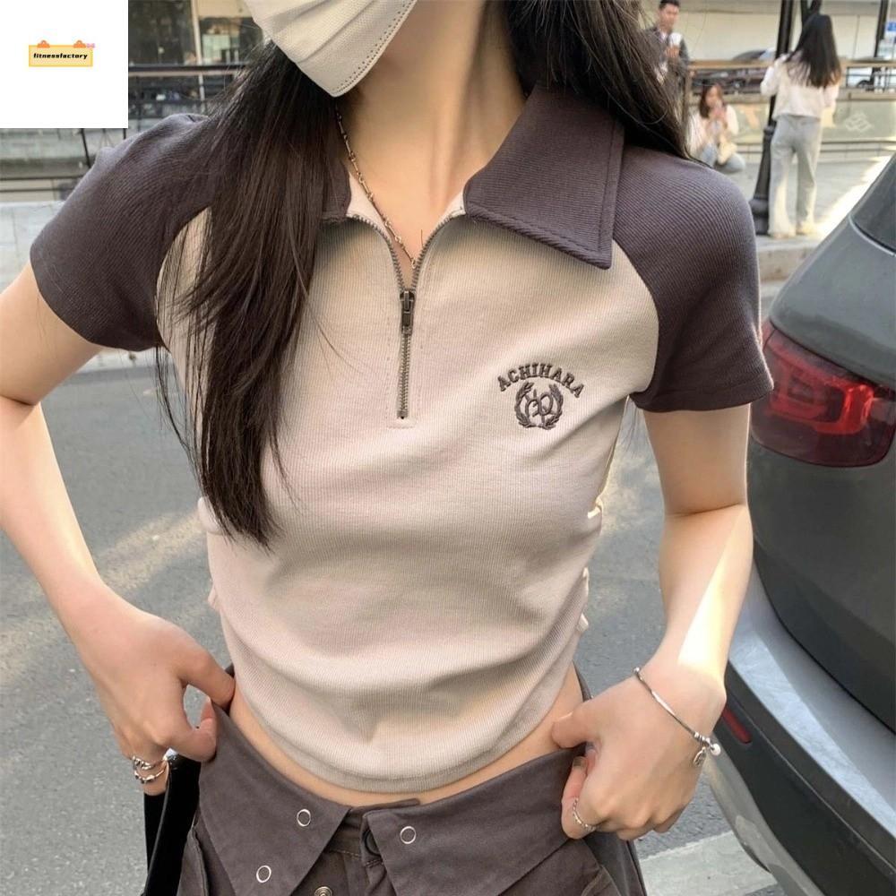 FitnessFactory เสื้อยืดโปโลสไตล์เกาหลี Y2K VคอCrop Top สำหรับงานปาร์ตี้