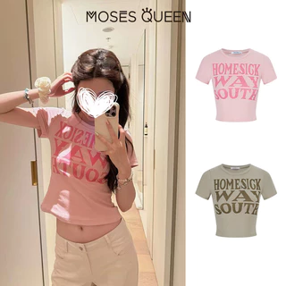MOSESQUEEN มอสเนสควีน เสื้อยืดแขนสั้นพิมพ์ลายตัวอักษรสีชมพูเปิดด้านหน้าสําหรับฤดูร้อนสไตล์สาวฮอตเสื้อแขนสั้นทรงเตี้ย #63950