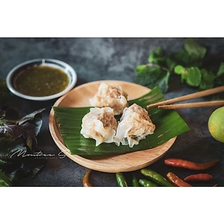แผ่นเกี๊ยวไข่ไล้กี่พรีเมียม (9*9 เซนติเมตร) มี90-100 แผ่น (500กรัม) สำหรับขนมจีบ เกี๊ยวนึ่งและทอด