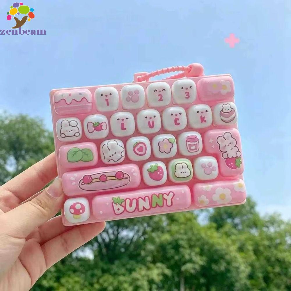 ของเล่นปุ่มบีบอัด ZENBEAM, 26 คีย์น่ารักออกแบบมินิคีย์บอร์ดจี้พวงกุญแจขนาดเล็กถุงของขวัญแขวนเครื่องประดับสไตล์สร้างสรรค์คีย์บอร์ดพวงกุญแจเด็กใช้