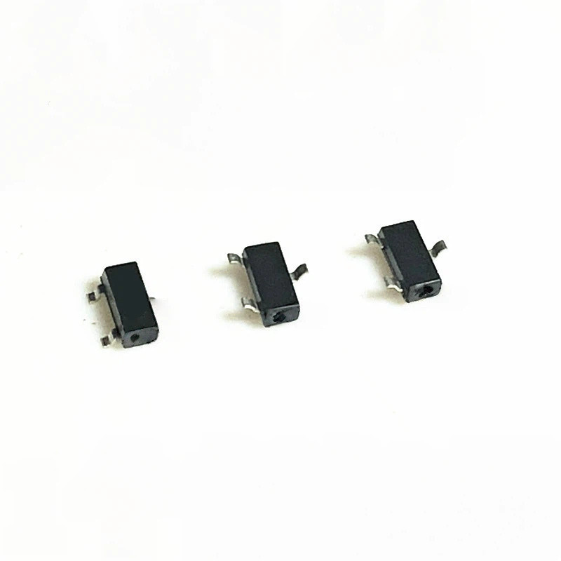 OH44E 44E Patch Hall ส่วนประกอบ A3144E เซ็นเซอร์ SOT23 Unpolar HAL3144E ประเภทสวิตช์