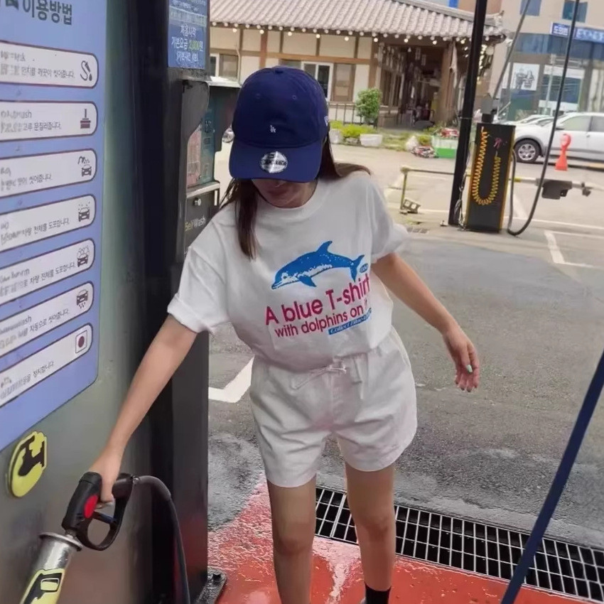 เกาหลี Niche Street Wear Teket Dolphin Letter พิมพ์รถ Jingyuan สไตล์เดียวกันรอบคอแขนสั้นเสื้อยืด Cas