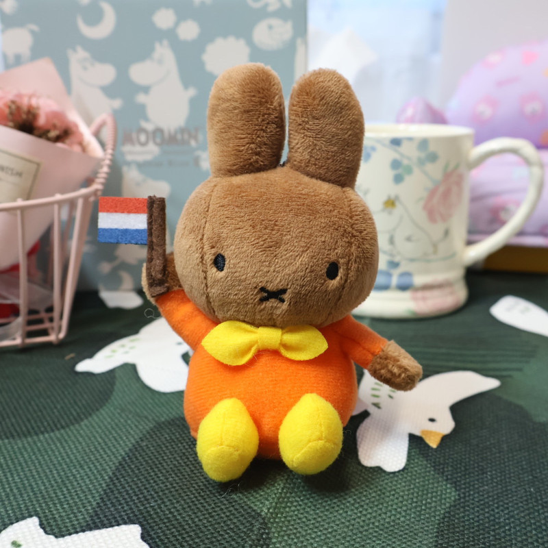 ของแท้ Homeland Miffy Miffy Miffy Miffy ตุ๊กตาของเล่นตุ๊กตาจี้กระเป๋า 8-22-23