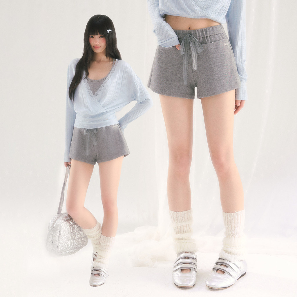 กางเกงขาสั้นสีเทา เอวเชือกมัดลูกไม้ ผ้านุ่ม สไตล์เกาหลี ใส่ได้ทุกที่ Summer66 weekendhub
