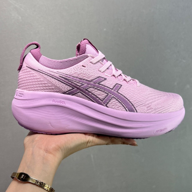 Gel-Nimbus 27 รองเท้าวิ่งผู้ชายและผู้หญิง Gel-Nimbus 26 รองเท้ากีฬากันกระแทกน้ําหนักเบา 1012B753-700