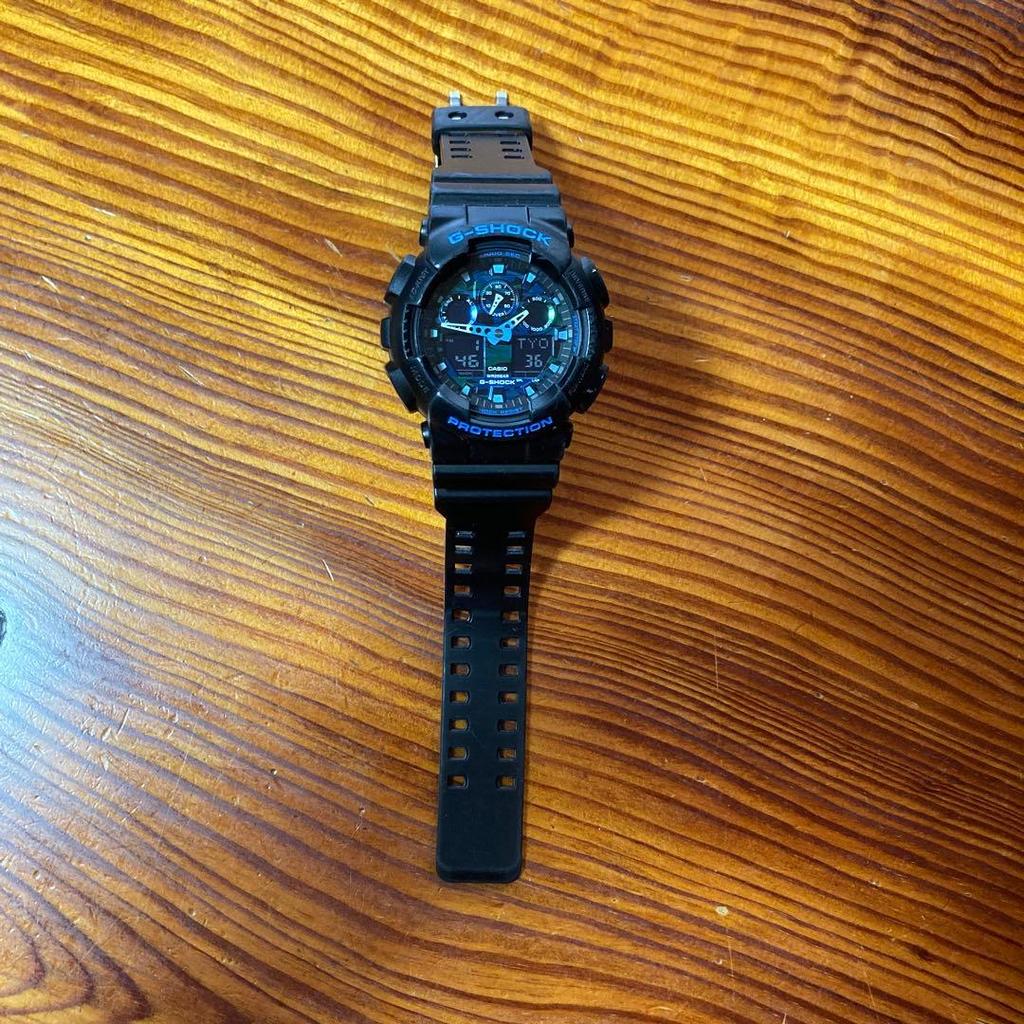 นาฬิกา CASIO G-SHOCK GA-100CB จากญี่ปุ่น ใช้งานได้ดี มีรอยขีดข่วนเล็กน้อย