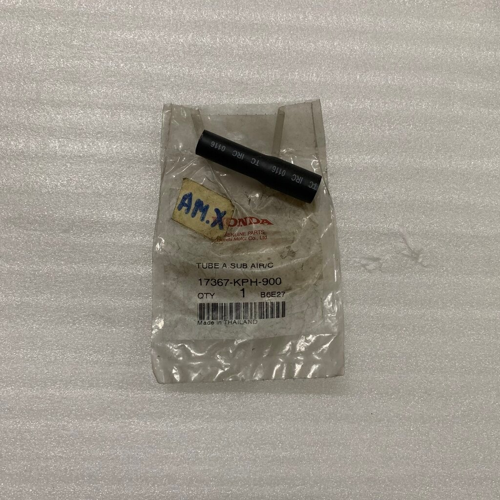 17367-KPH-900 ท่อระบายอากาศ A WAVE100Z 2005 , WAVE125I 2004 , WAVE125S,R,X , DREAM125 2002-2007 HOND