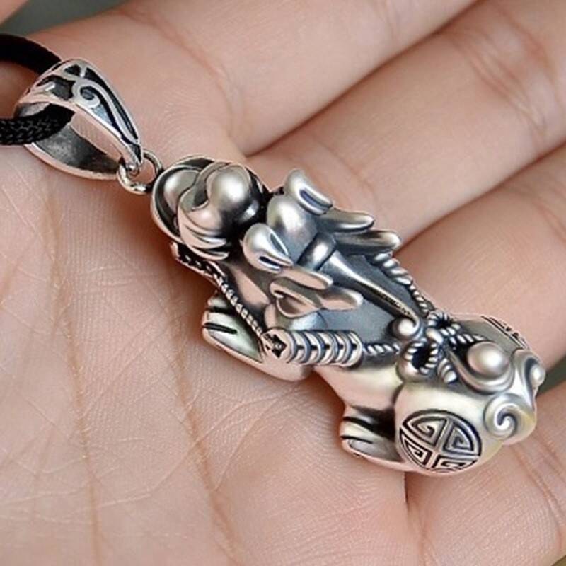 แห่งชาติอินเทรนด์ที่ไม่ซ้ํากันจี้ผู้ชาย INS แฟชั่น Retro Item Lucky Transfer Pixiu จี้สร้อยคอเครื่อง