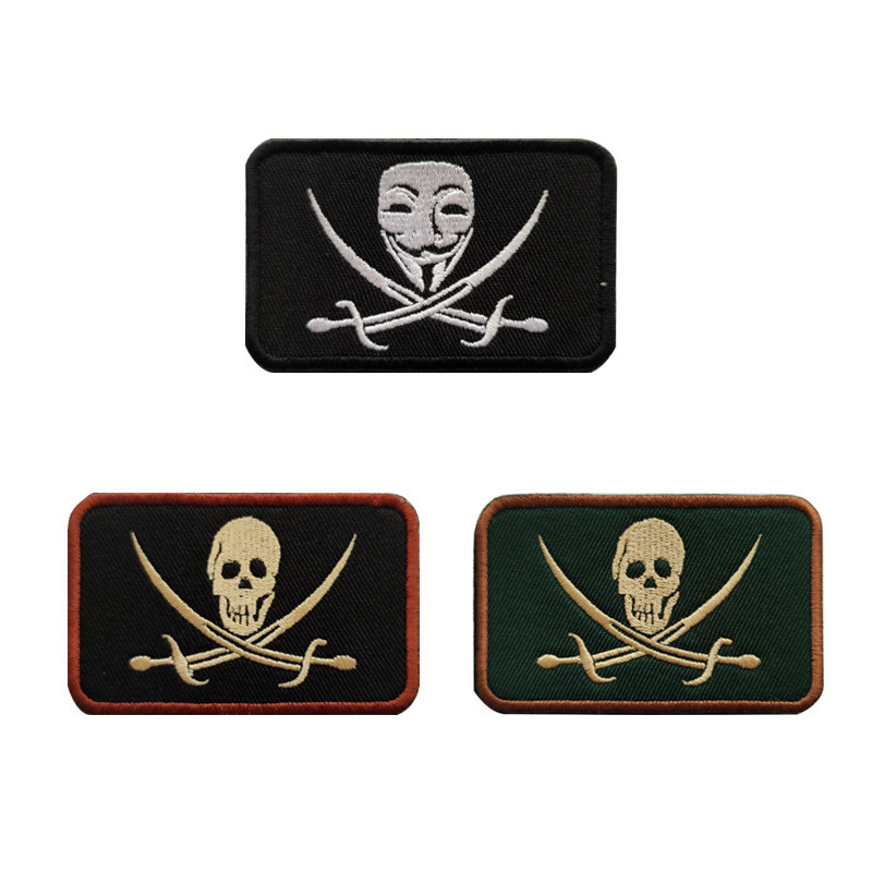 Spot Goods#3D Embroidered Velcro Patch Pirate Skull Military Enthusiast Tactical Morale Patch Outdoo