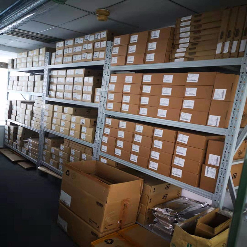 รุ่น LM321 MFX Silk Printing A63A SOT-23-5 ชิปเครื่องขยายเสียงการทํางานพลังงานต่ํา LM321