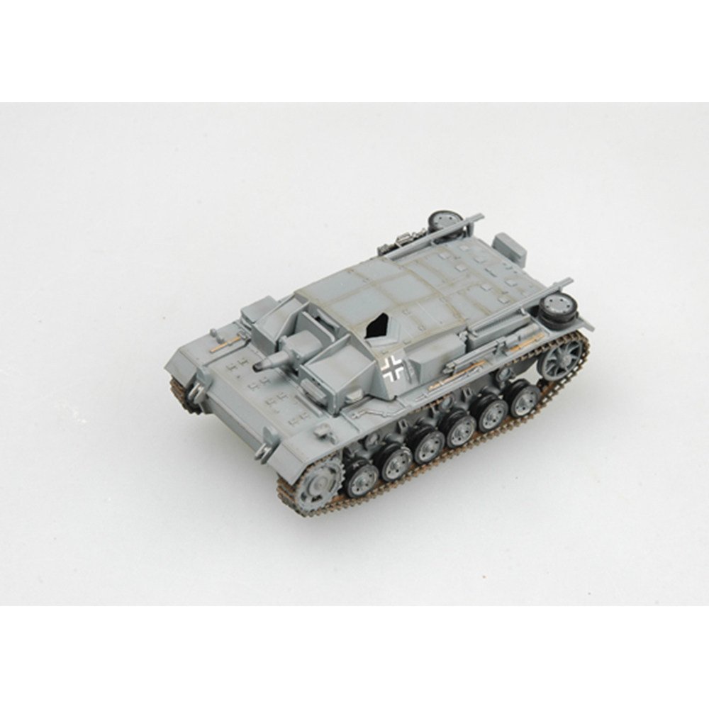Trumpeter 41 1/72 เยอรมัน III Assault Gun C ประเภทถังผลิตภัณฑ์สําเร็จรูปทหารพลาสติกแบบคงที่รุ่น 2R5P