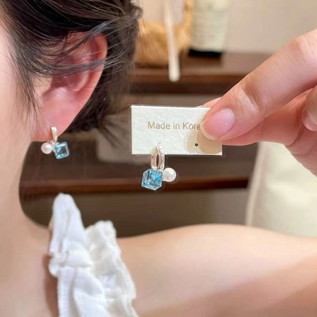 Blue Cube Sugar Pearl ต่างหูขนาดเล็กประณีต High-End ต่างหูส่วนบุคคล