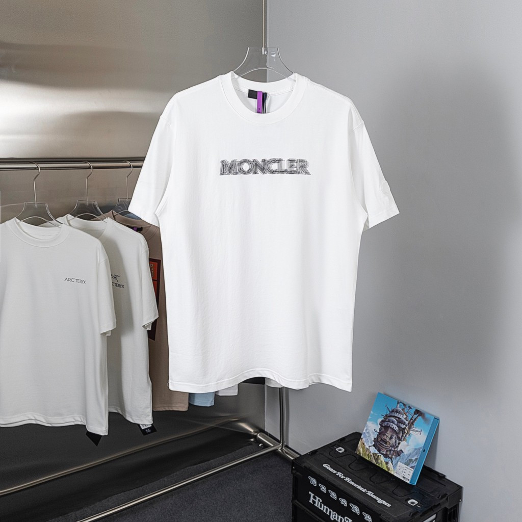 Moncler/Mengkou/2026 คลาสสิกรอบคอแขนสั้นเสื้อยืดผู้ชายผู้หญิงสไตล์ Contrast สี Slim-Fit Slimmer ดูอา