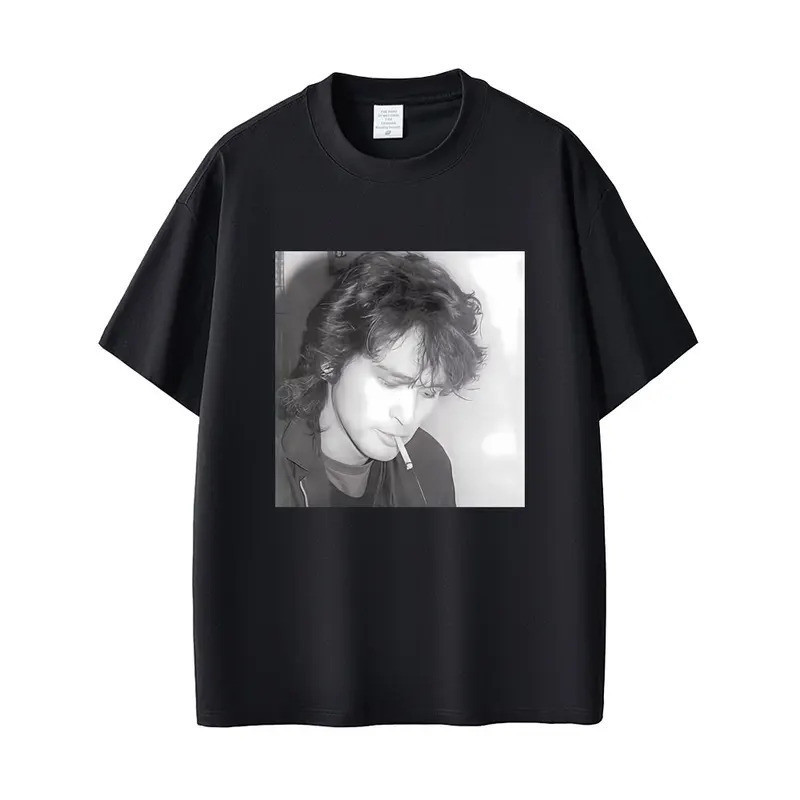พร้อมส่ง ✅ เสื้อยืดลายกราฟิกวงดนตรีร็อกคลาสสิครัสเซีย Kino Viktor Tsoi สำหรับผู้ชายและผู้หญิง เสื้อย