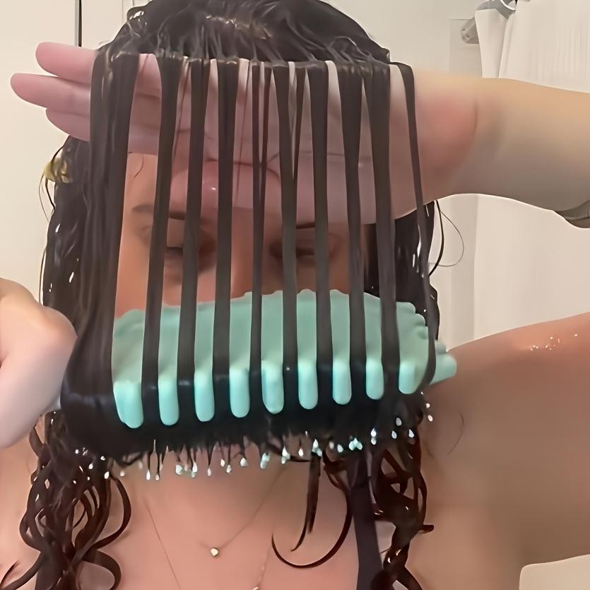 ฤดูใบไม้ผลิและฤดูร้อน ขด กําหนด จัดแต่งทรงผมแปรง เด้ง หยิกงอ ความละเอียดสูง จัดแต่งทรงผมแปรงหวีผมเปียก 1ชิ้น