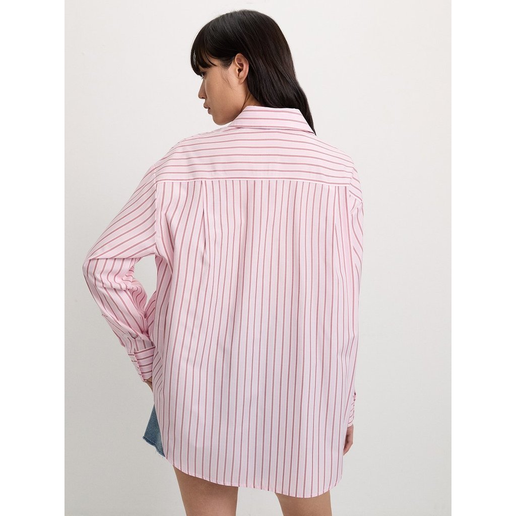 [Pomelo] เสื้อเชิ้ตลายทางดีเทลปักหัวใจ / Heart Embroidered Striped Shirt — صورة 4