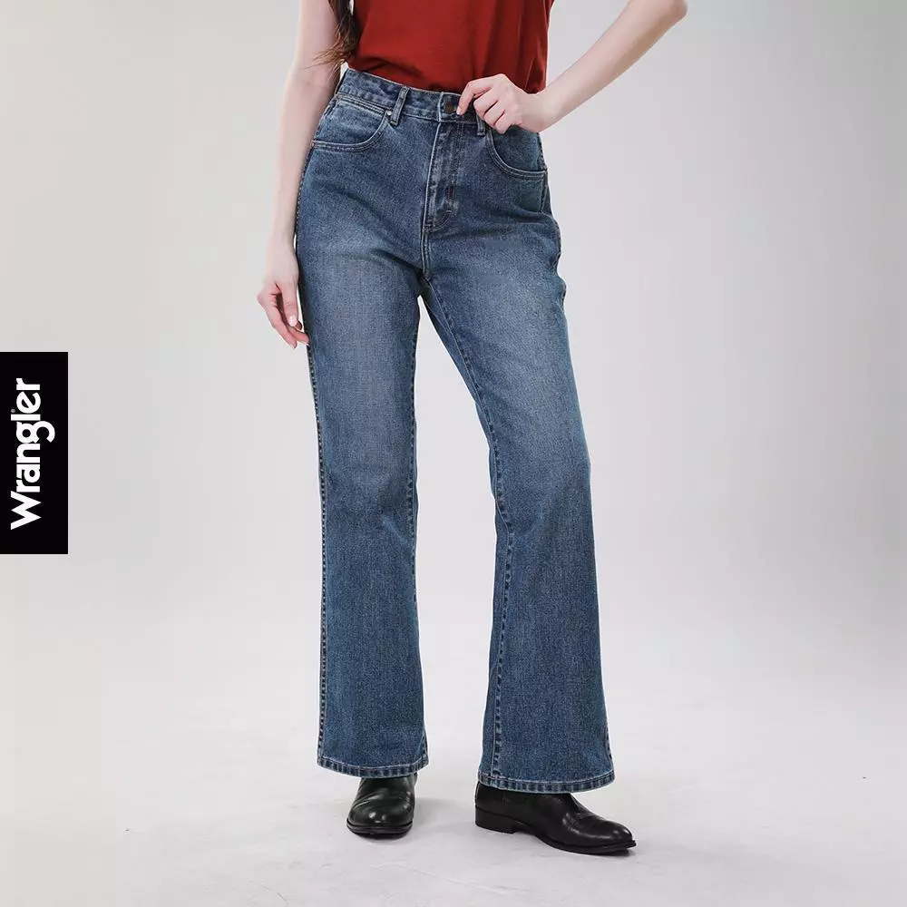 WRANGLER กางเกงยีนส์ผู้หญิง คอลเลคชั่น Wrangler Legends เอวสูง ทรงขาม้า รุ่น WR S126WBOTN04 สียีนส์กลาง
