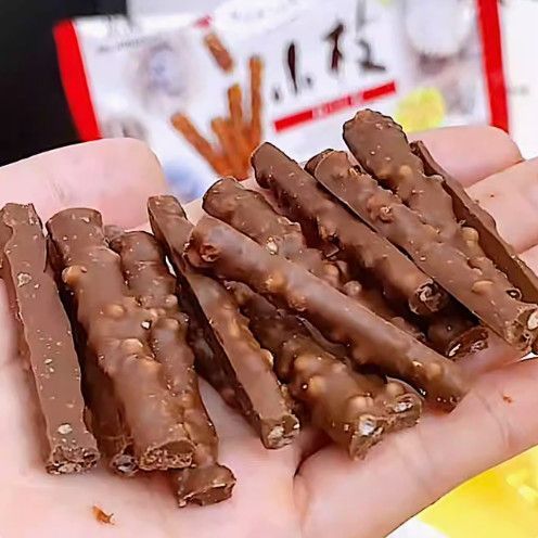 นําเข้าจากญี่ปุ่น Morinaga Morinaga Twig Chocolate Milk Tonsel Sandwich Coating Biscuit Bar Snacks 2