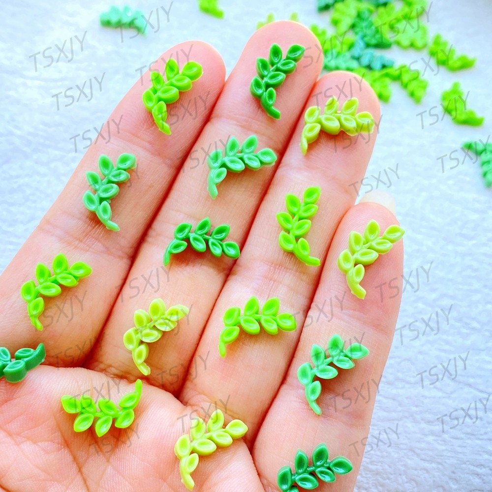 110 ชิ้นน่ารัก Mini 3D คริสต์มาสใบเล็บเรซิ่น Designer Charms DIY ตกแต่งเครื่องประดับ