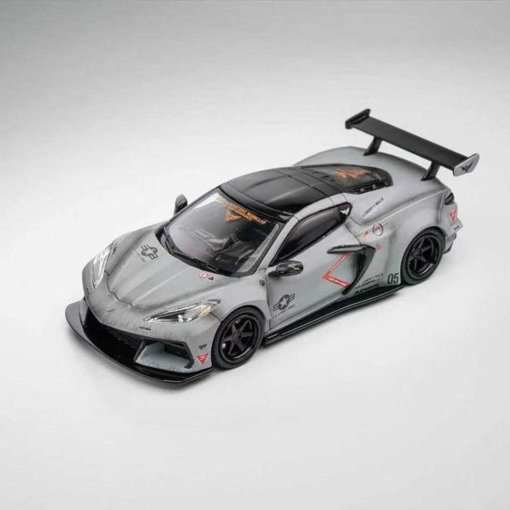 2026 สไตล์ใหม่ Corvette Corvette C8 ZR1 LBWK กว้างดัดแปลง Combat สีเทา FM 1: 64 รถรุ่น20260901