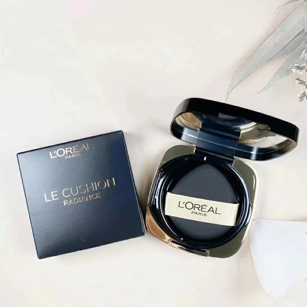 พัฟ พัฟแต่งหน้า LOreal Magic Bright Flawless Light Cushion Liquid Foundation Honey Light Cushion Moi