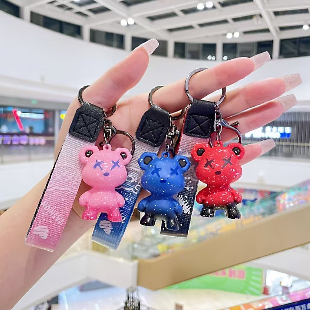 星 空 keykey 创意扣 小进口汽车手表挂公仔书包挂饰扣กราดดาวหมีสร้างสรรค์ที่สําคัญโซ่หมีรถรัก20251020