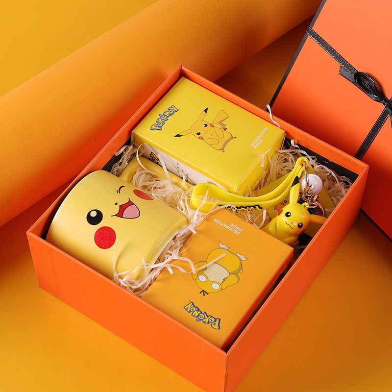 Pokemon Pikachu รูปโปเกมอนของแท้อะนิเมะเครื่องประดับ Key Chain Series ชุดของขวัญวันเกิด