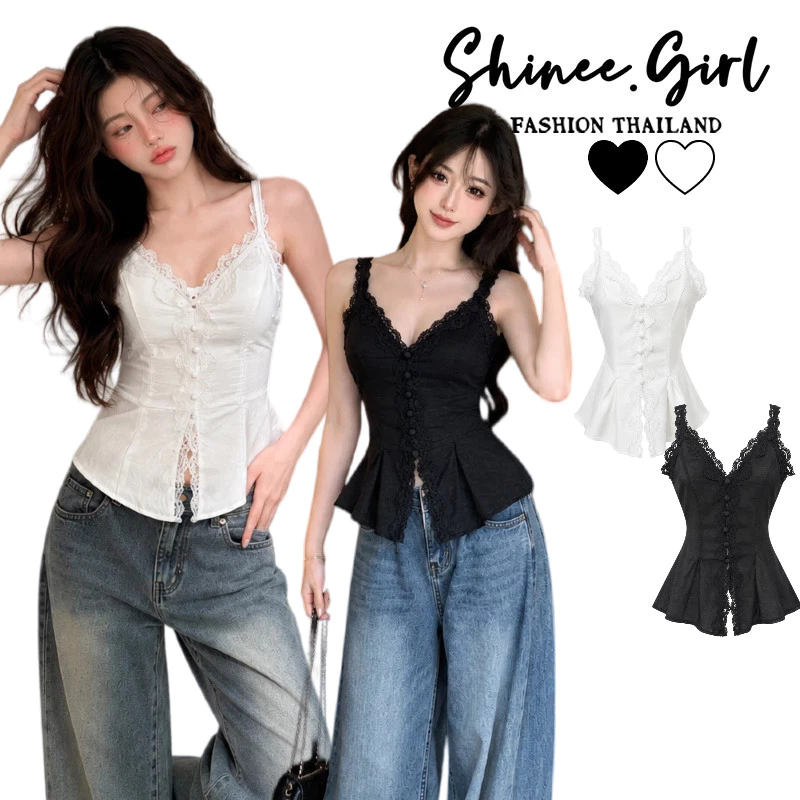 SHG พร้อมส่ง🌹เสื้อสายเดี่ยวคอวี แต่งลูกไม้ กระดุมหน้า ชายระบาย สไตล์เกาหลี วินเทจ แฟชั่นผู้หญิง เซ็กซี่ ขายดี ฮิต