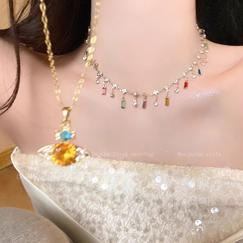 Western Queen Saturn Zircon สร้อยคอผู้หญิง 2025 สไตล์ใหม่ Clavicle Chain แฟชั่นหรูหราอุปกรณ์เสริมออก