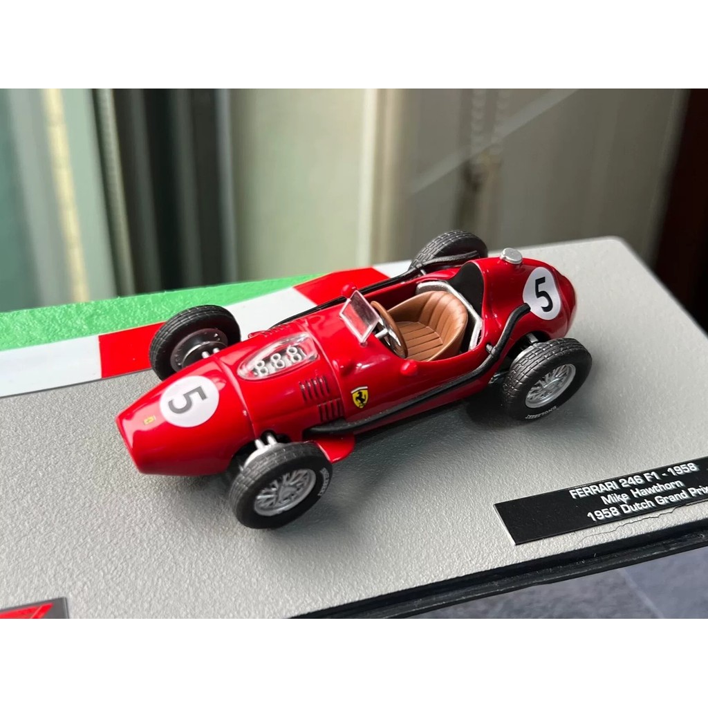 IXO 1/43 Ferrari F1 1958 World Championship Ferrari 246 F1 Racing Car Championship Car Mike Howne Mi