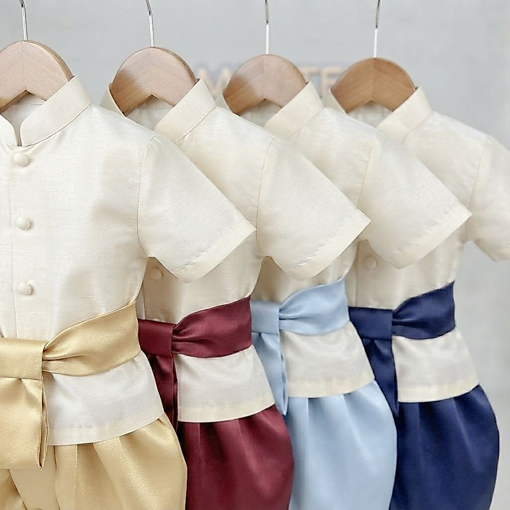 ชุดไทยเด็กผู้ชาย ชุดราชประแตนเด็ก ชุดท่านขุนมีมากกว่า 10สีไซส์1-10 ขวบ