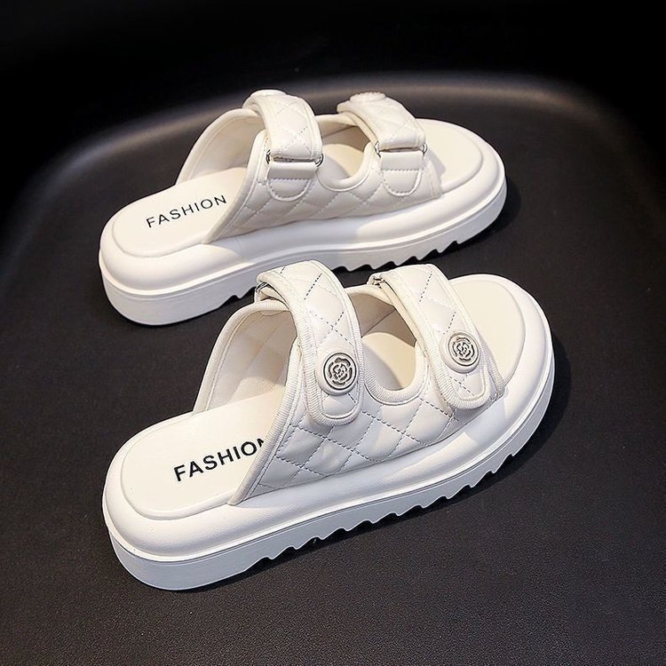 Velcro หนาSoledรองเท้าแตะรองเท้าแตะผู้หญิงฤดูร้อนสวมใส่ด้านนอกแฟชั่นโลหะหัวเข็มขัดรองเท้าชายหาดความสูง Anti-Slip F