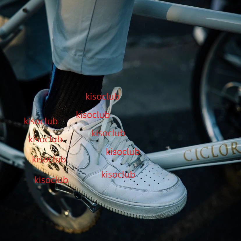 AF1 สีขาวสีดํา Six-Eye Retro Low-Top รองเท้าผ้าใบ