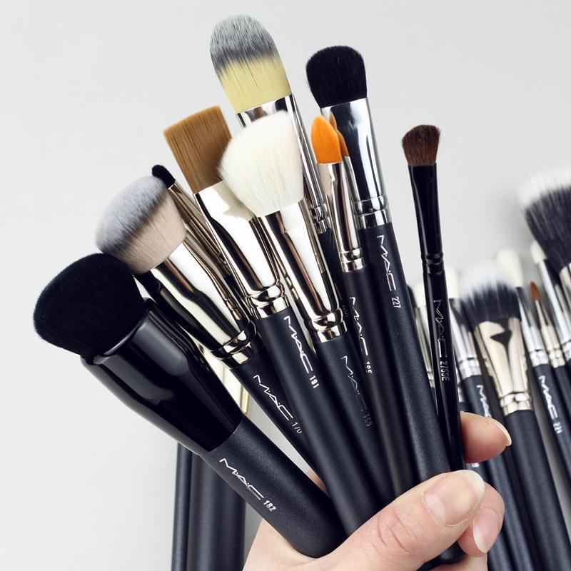 แปรงรองพื้น แปรงปัดแป้งฝุ่น แนะนำอย่างยิ่ง! MAC270 Concealer Brush 191 Foundation Brush 170 Foundati