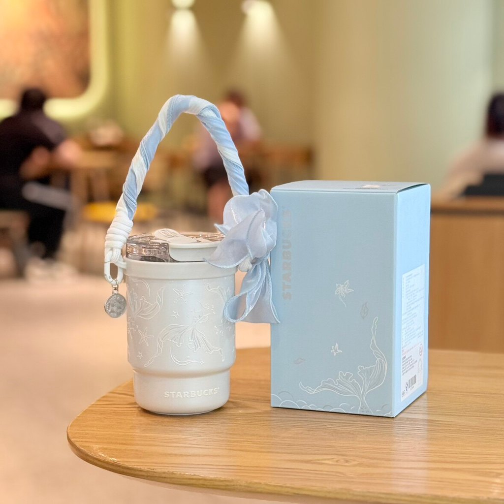 Starbucks Cup 2026 Undersea Qiyu Series สินค้าใหม่จํากัดสแตนเลสคู่ดื่มปากถ้วยแบบพกพาพร้อมที่จับ