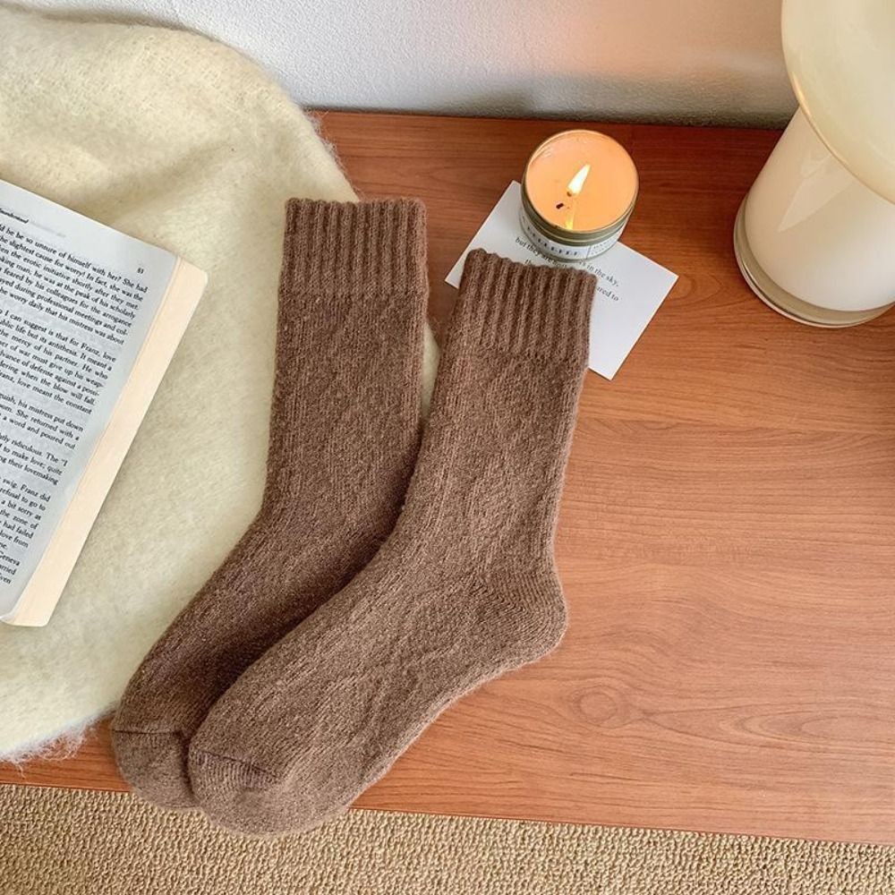 BRABRAA Retro ถุงเท้าผู้หญิง ออกแบบสำหรับทุกฤดู ทำจากขนแกะอุ่นๆ และมีลายหินเพชร พอดีกับข้อเท้า - รูปที่ 6