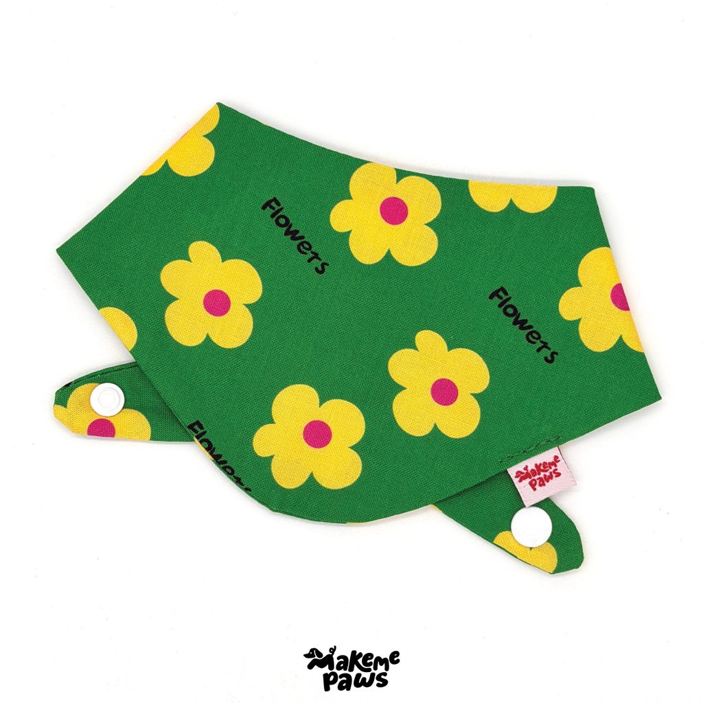 Green Flower bandana ลายดอกไม้เขียว ผ้าพันคอสัตว์เลี้ยง สุนัข หมา แมว
