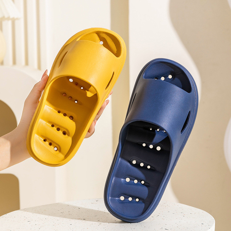 รองเท้าแตะอาบน้ําผู้ชายฤดูร้อนในครัวเรือนในร่ม Anti-Slip คู่ Breathable Quick-Drying Hollow Home Bath รองเท้าแตะรั่วผู้หญิง