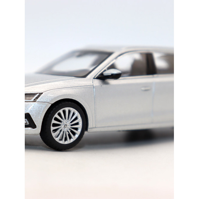 การค้าต่างประเทศ 1 43 รถโลหะผสม Skoda Octavia Combi A8 Skoda Mingrui โมเดลรถเดินทาง