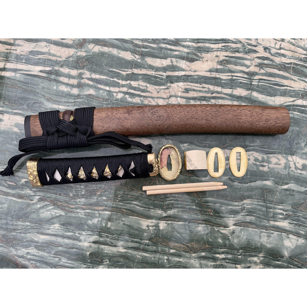 อุปกรณ์เสริม Handle ญี่ปุ่น Samurai Scabbard Rosewood Scabbard ดาบเชลล์สไตล์สั้น Tangled Ogata Ronin