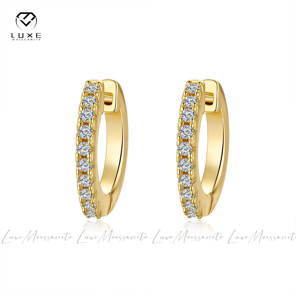 จริง Moissanite ครึ่งวงกลมรอบตัดสีขาว D พร้อม Pave Hoop ต่างหู S925 เงินสเตอร์ลิง R6740 การรับรอง GR