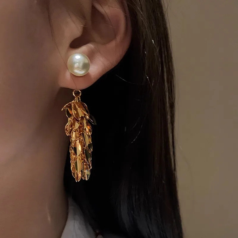 Fashion Unique Gray/White Pearl Sequin Tassel Earrings for women VintageTrendy Banquet Dazzling All-