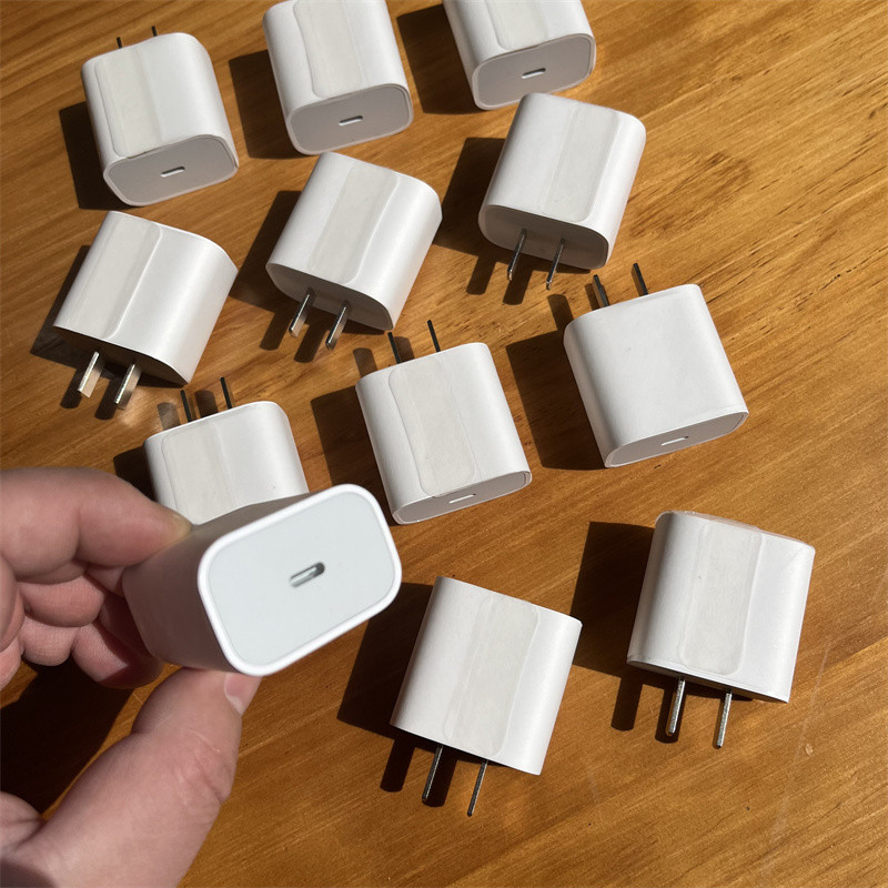 ออกโฉมเก่า!Virtual Standard 1W I Eat S!เท้า 20W ความสนใจอยู่!หัวชาร์จสลับคู่ 9V2.22 A/5V3A