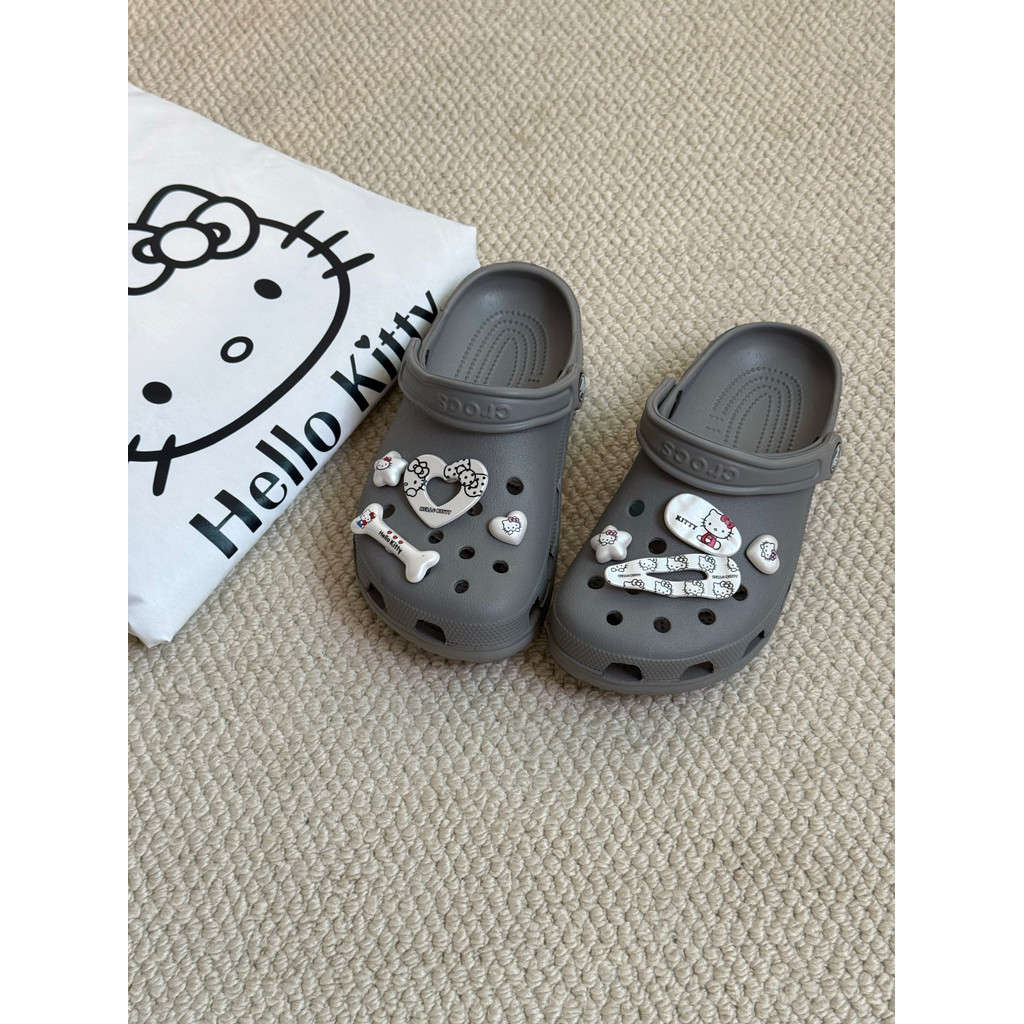 jibbitz croc jibz Simple kitty ต้นฉบับสไตล์ใหม่รองเท้าหลุมรองเท้าดอกไม้สไตล์เกาหลี ins สไตล์เงิน Hel