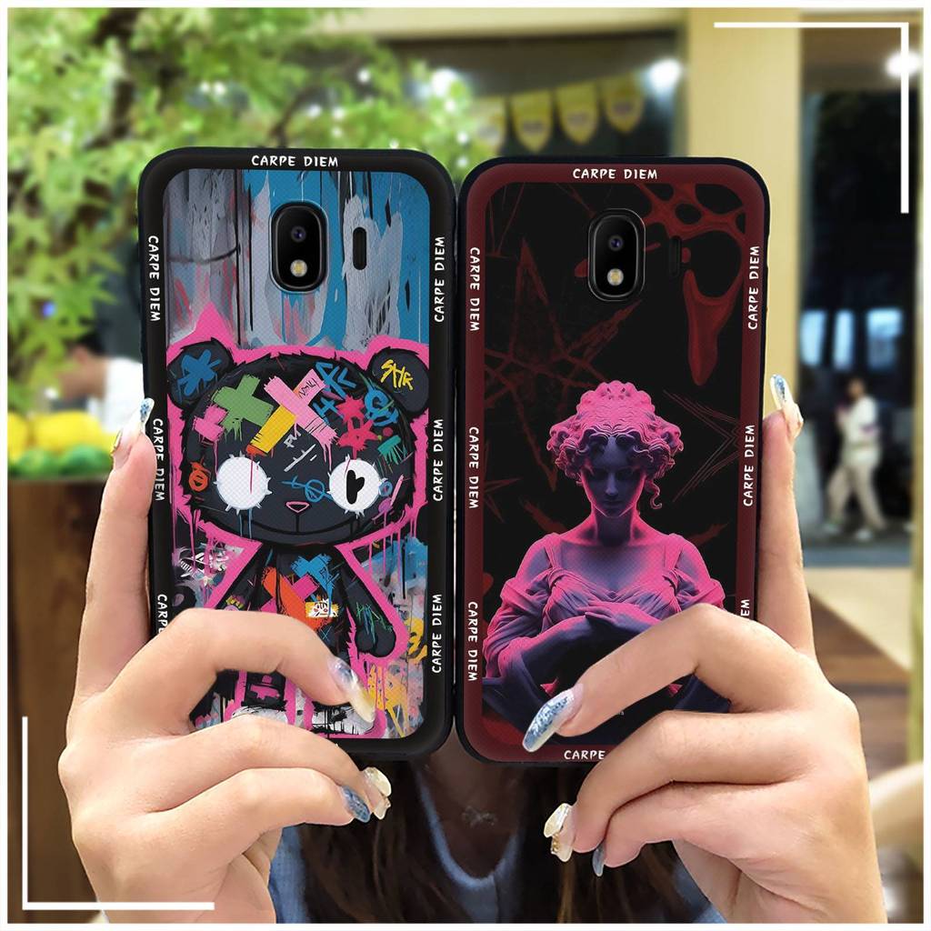 ฝาหลังเคสโทรศัพท์กันน้ําสําหรับ Samsung Galaxy J4 2018/J400F การออกแบบแฟชั่นการ์ตูนสกปรกทน Graffiti 