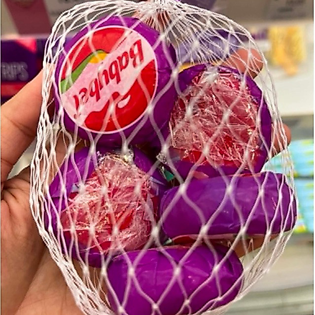 ชีสเบบี้เบล (Mini Babybel) ชีสกึ่งแข็ง (semi-hard cheese) ขนาดพอดีคำ