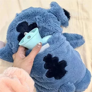 ถุงน้ำร้อน ลาย Stitch พร้อมปลอกผ้าขนถอดได้ ขนาด 500ml กันรั่ว ใช้ประคบร้อนเย็น ของขวัญ