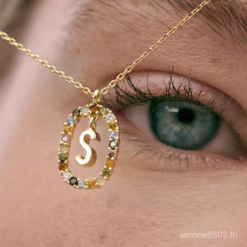 สเปน PD สีสันเพทาย 26 สร้อยคอตัวอักษรหรูหรา Niche Clavicle Chain จี้แฟชั่นที่เรียบง่าย V0FX