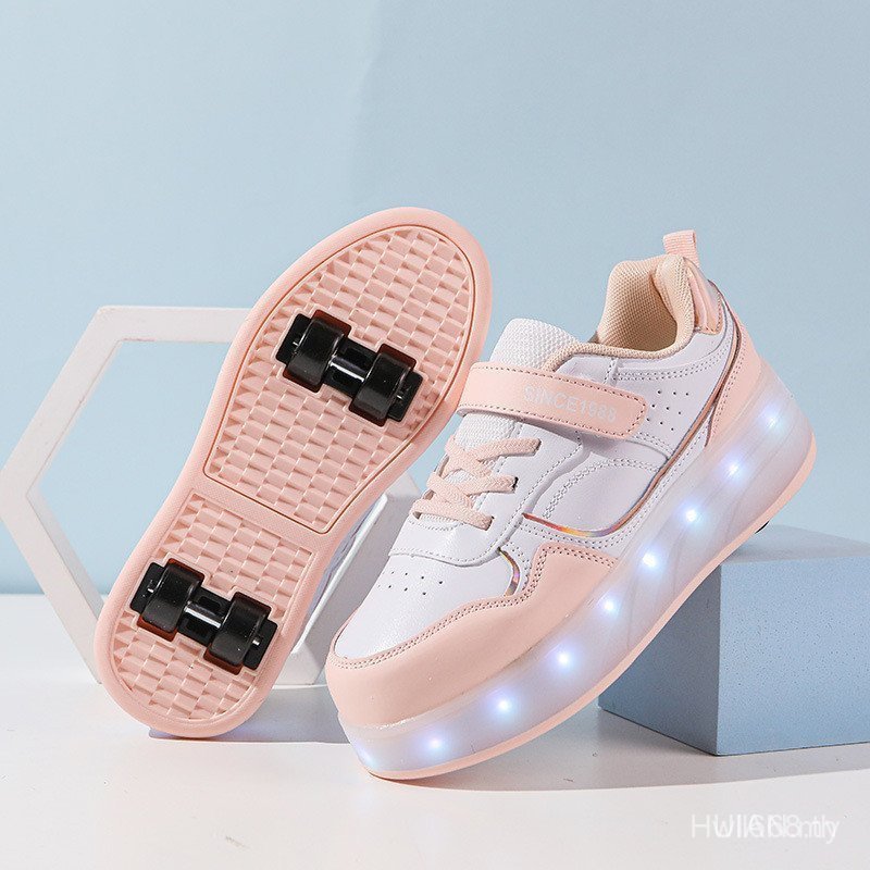 Four-W Heel Runaway Roller Skate รองเท้าเด็ก 8 ถึง 15 ปีล้อรองเท้านักเรียนชาร์จ Luminous รองเท้า JYO