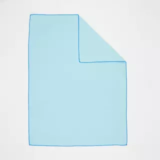 Decathlon Ultra Compact Microfibre Towel ผ้าขนหนูไมโครไฟเบอร์รุ่นกะทัดรัดเป็นพิเศษ ขนาด M 60 X 80 เซนติเมตร - Blue